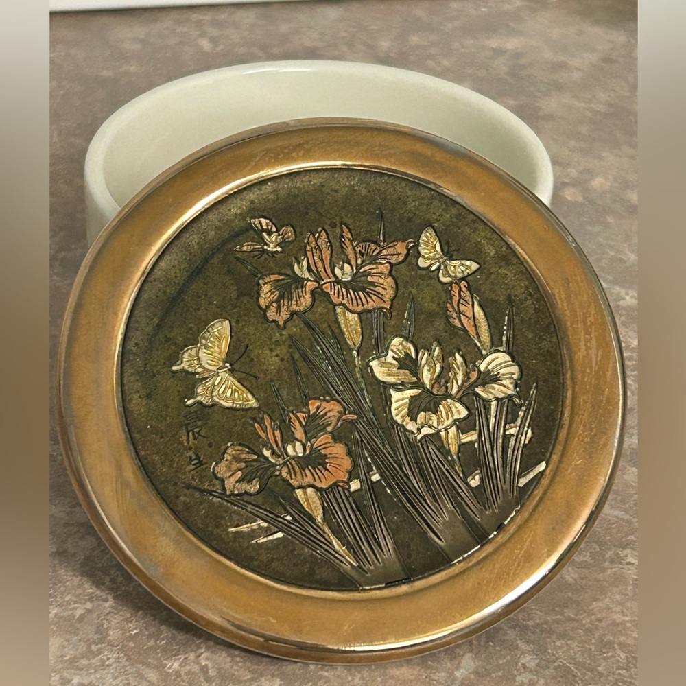 The Art of Chokin Trinket Box